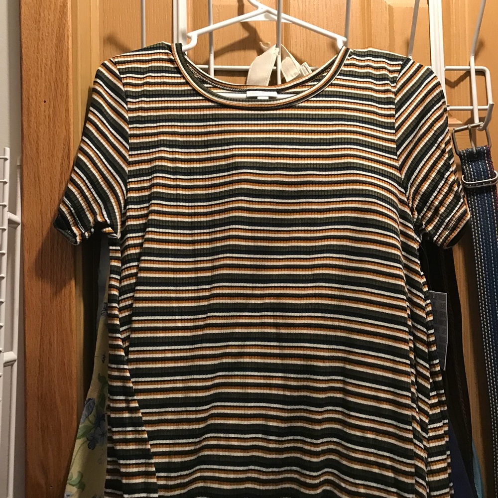 LuLaRoe Carly sz Small striped ribbed dress